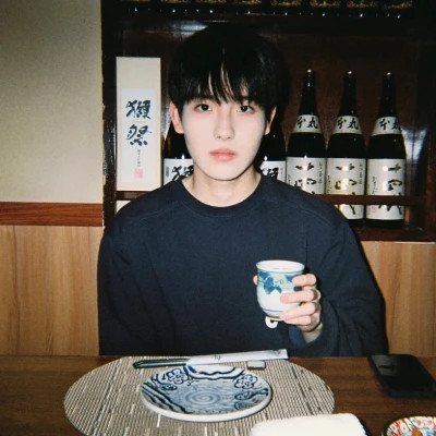 酷帅风真人男生头像图片