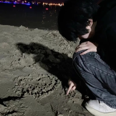 酷到爆的真人男头像图片