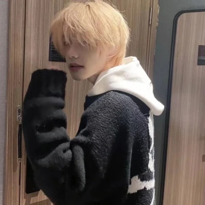最新真人男头推荐