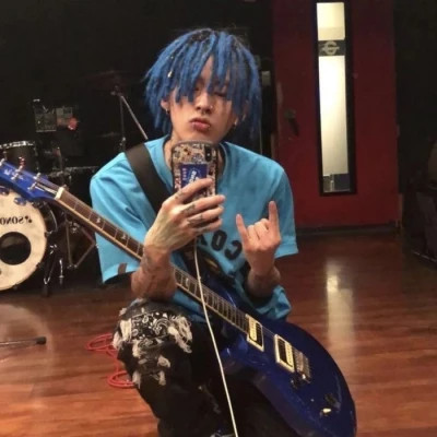最新真人男头推荐