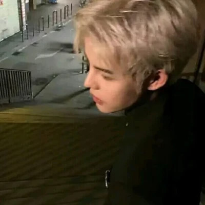 最新真人男头推荐