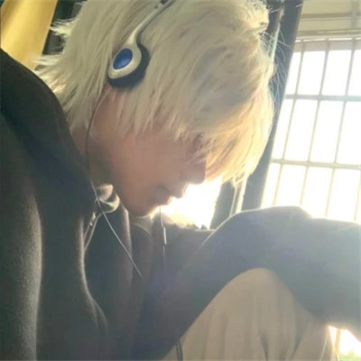 最新真人男头推荐