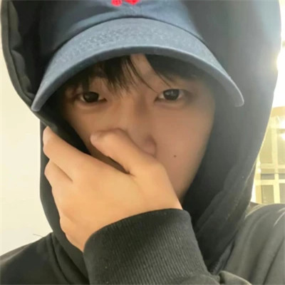 最新真人男头推荐