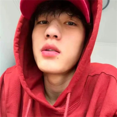最新真人男头推荐