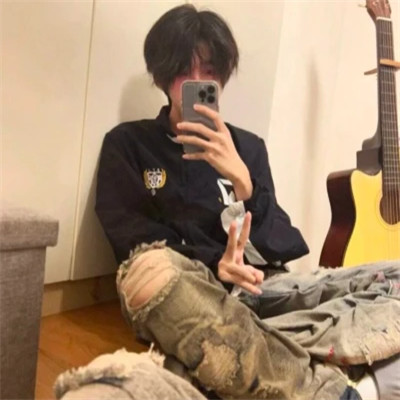 最新潮流真人男头