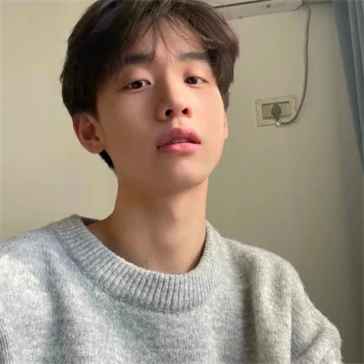 最新潮流真人男头