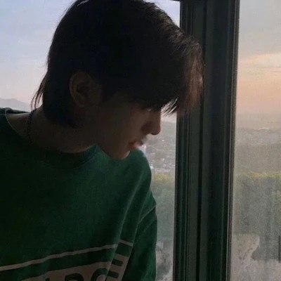 最新潮流真人男头