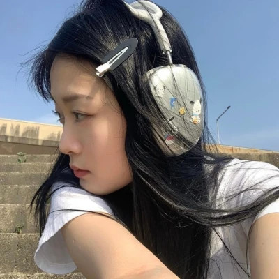 氛围感好看的女生头像图片