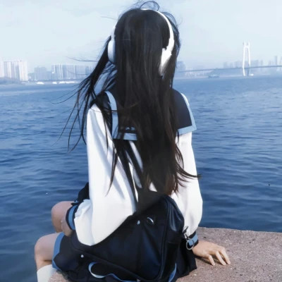 氛围感好看的女生头像图片