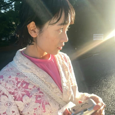 氛围感好看的女生头像图片