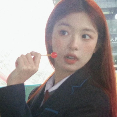 氛围感好看的女生头像图片