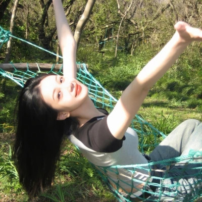 氛围感好看的女生头像图片