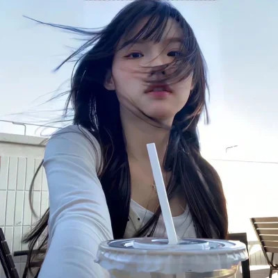 氛围感好看的女生头像图片