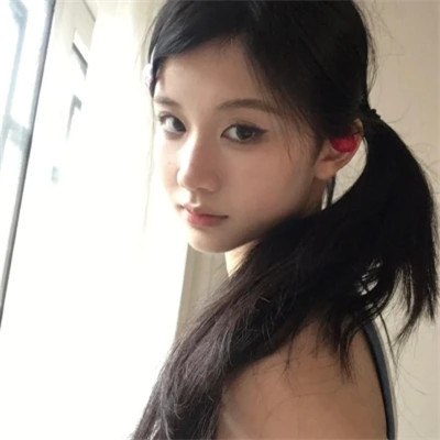 氛围感好看的女生头像图片