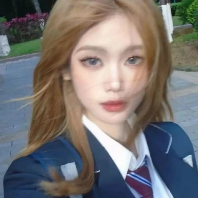 氛围感好看的女生头像图片