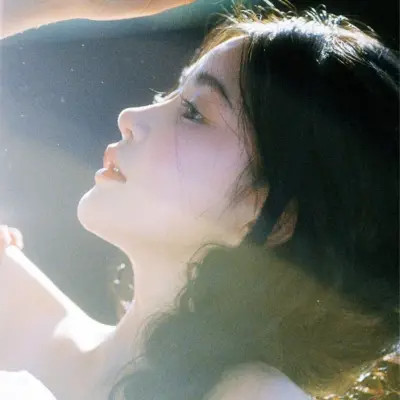 好看又简单女生微信头像