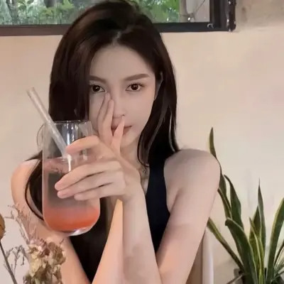 酷酷的女生头像图片