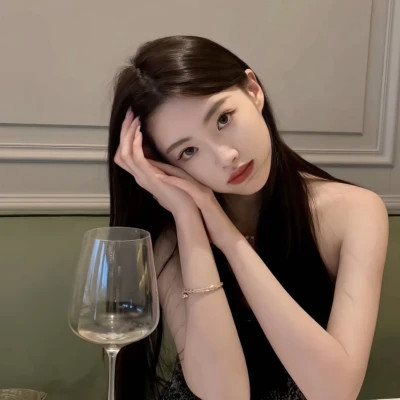 酷酷的女生头像图片