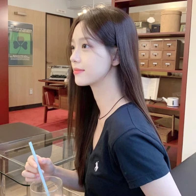 酷酷的女生头像图片