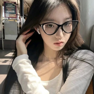 酷酷的女生头像图片