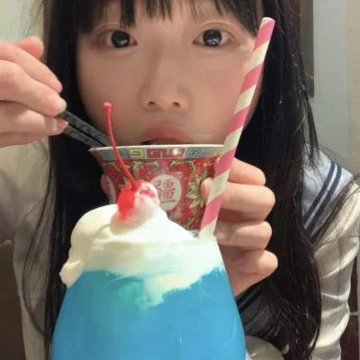 酷酷的女生头像图片