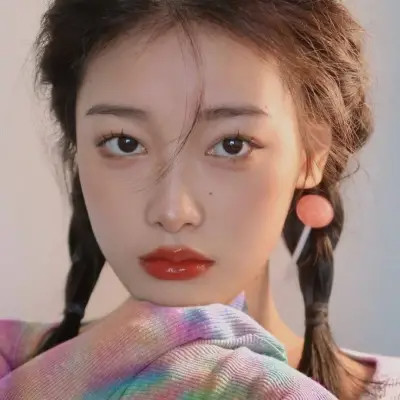 微信头像女生简单大方