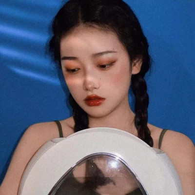 微信头像女生简单大方