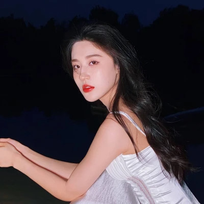 微信头像女生简单大方