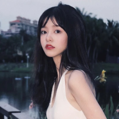 微信头像女生简单大方