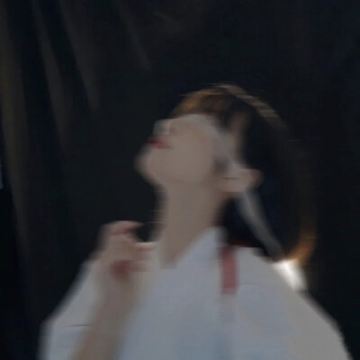 冷酷女生头像图片