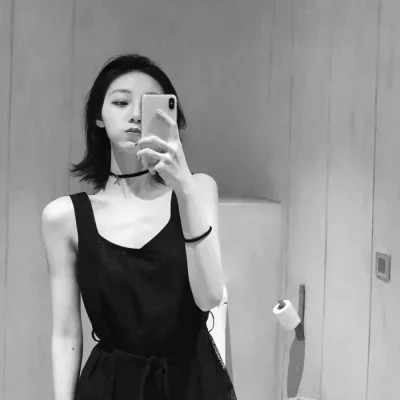 冷酷女生头像图片