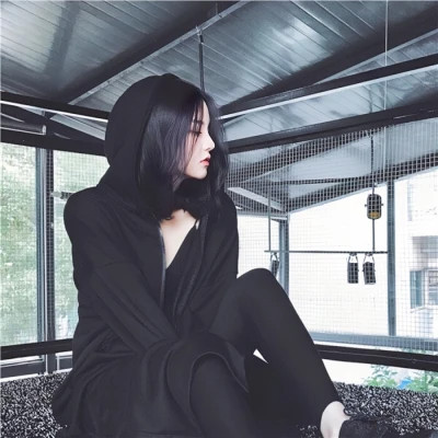 冷酷女生头像图片