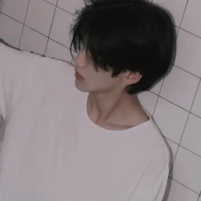 冷淡男生头像图片