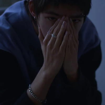 冷淡男生头像图片