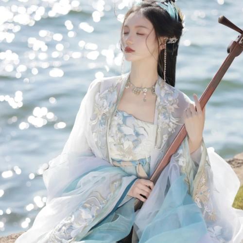 2025最新款微信女头像图片