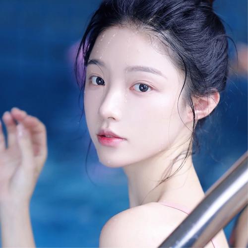 2025最新款微信女头像图片