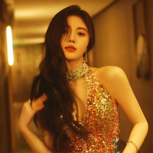 微信女生头像图片2025新款热搜榜