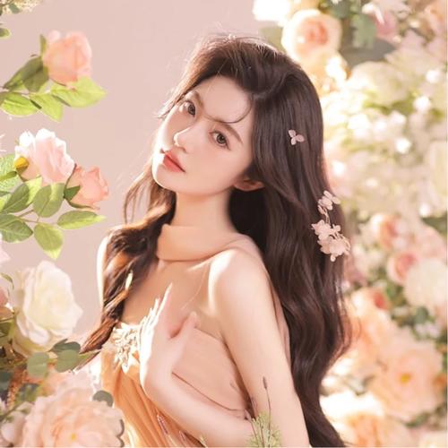 2025年最新版女微信头像