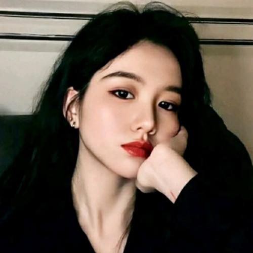 2025年最新版女微信头像