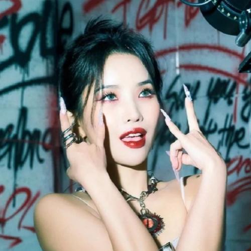 2025最火高颜值美女头像图片