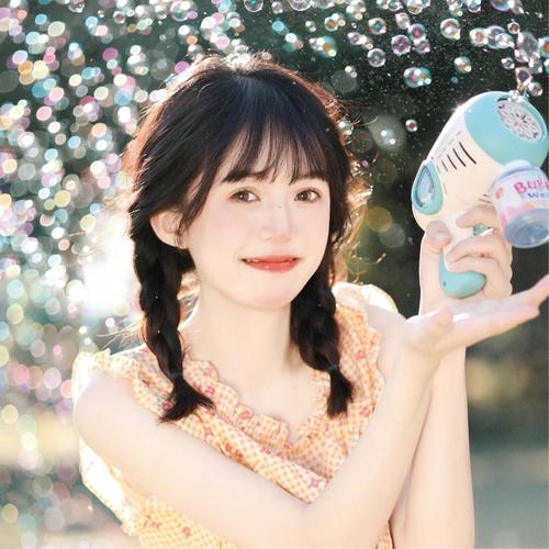 2025最火高颜值美女头像图片