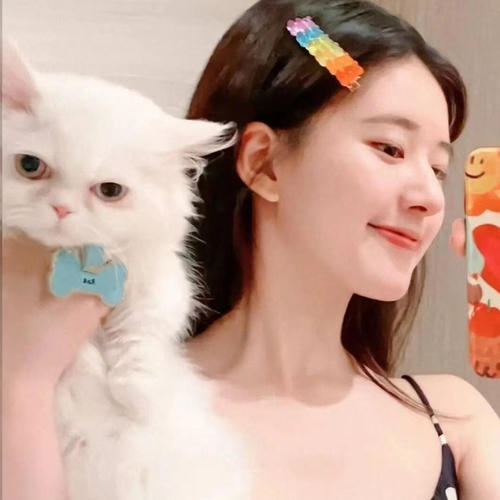2025最新款微信头像女生图片