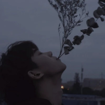 优雅帅气的男生头像图片