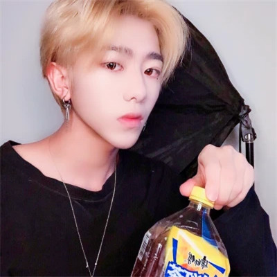 精选男生头像