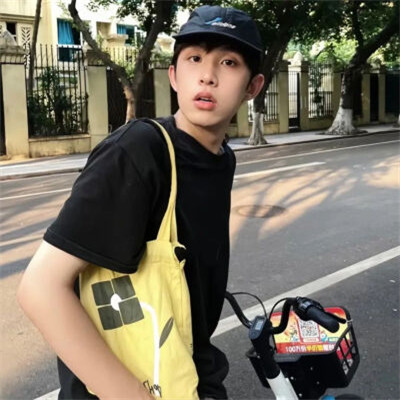 精选微信男生头像图片