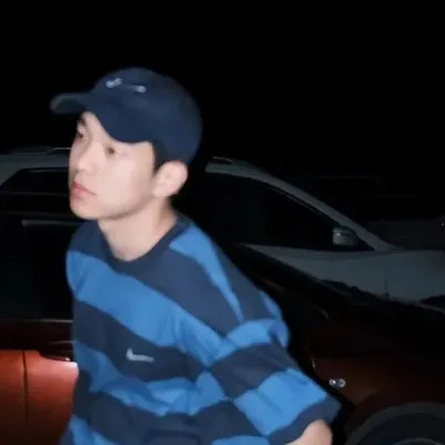 精选微信男生头像图片