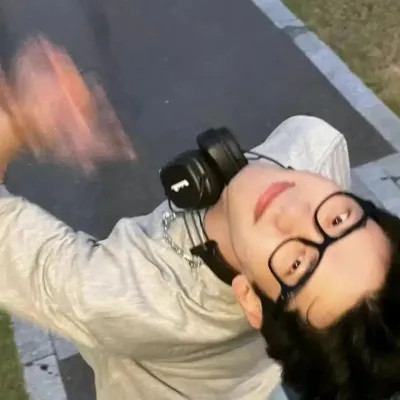 精选微信男生头像图片