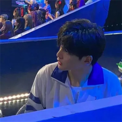 超酷微信男生头像
