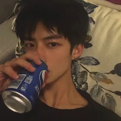 超酷微信男生头像