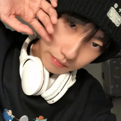 超酷微信男生头像